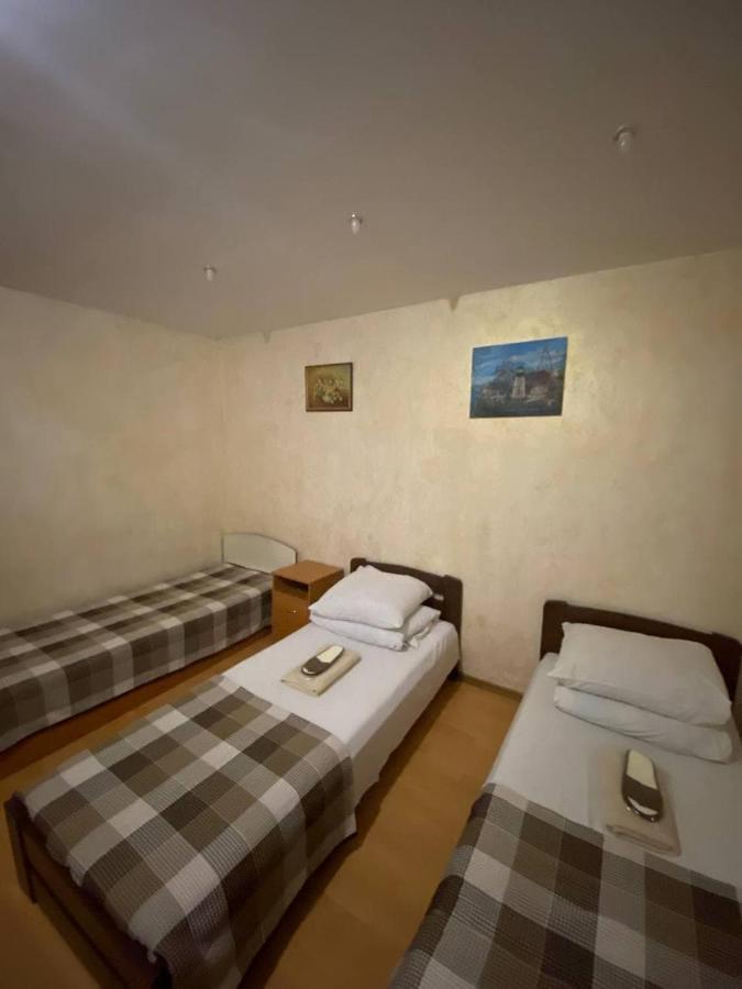 Inn Khlibodarskiy Khlibodarske Exterior foto