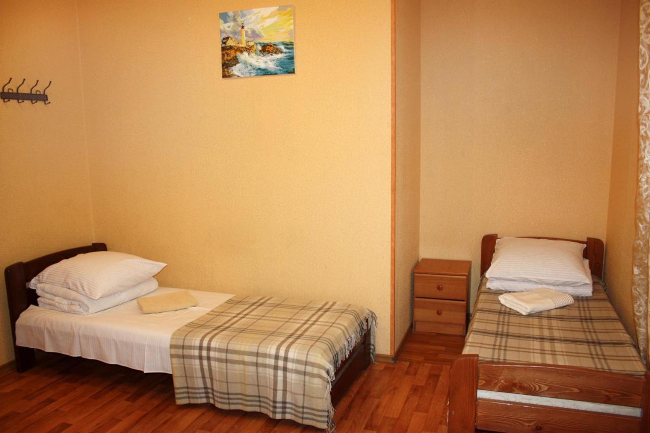 Inn Khlibodarskiy Khlibodarske Exterior foto