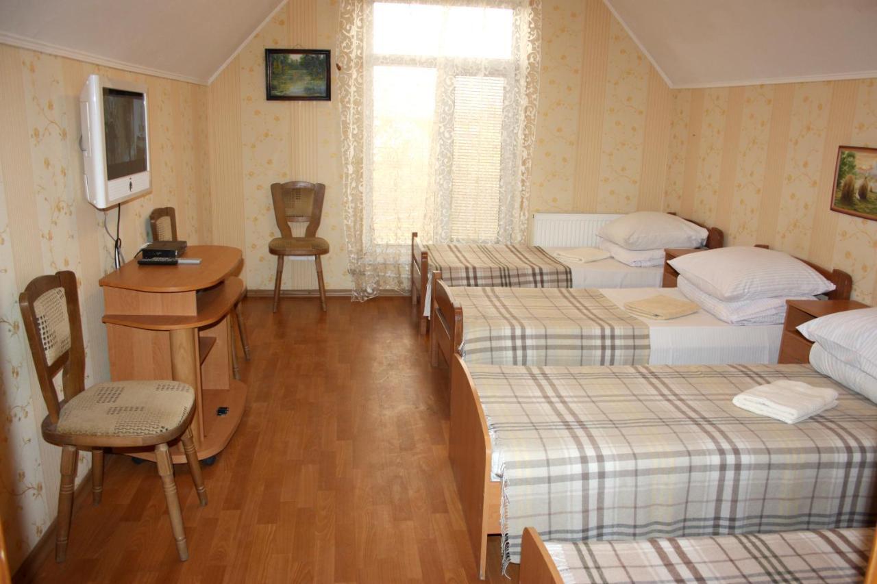 Inn Khlibodarskiy Khlibodarske Exterior foto